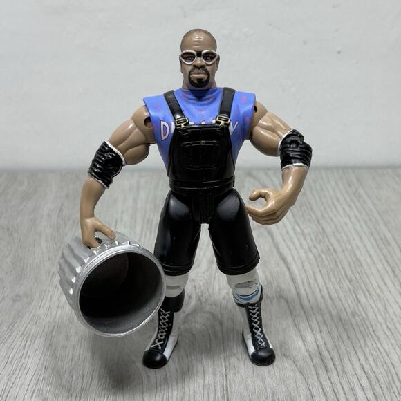 Vintage 1999 D-VON DUDLEY ECW OSFTM action figure Pivot Punch w/ Trash Can - Picture 1 of 9